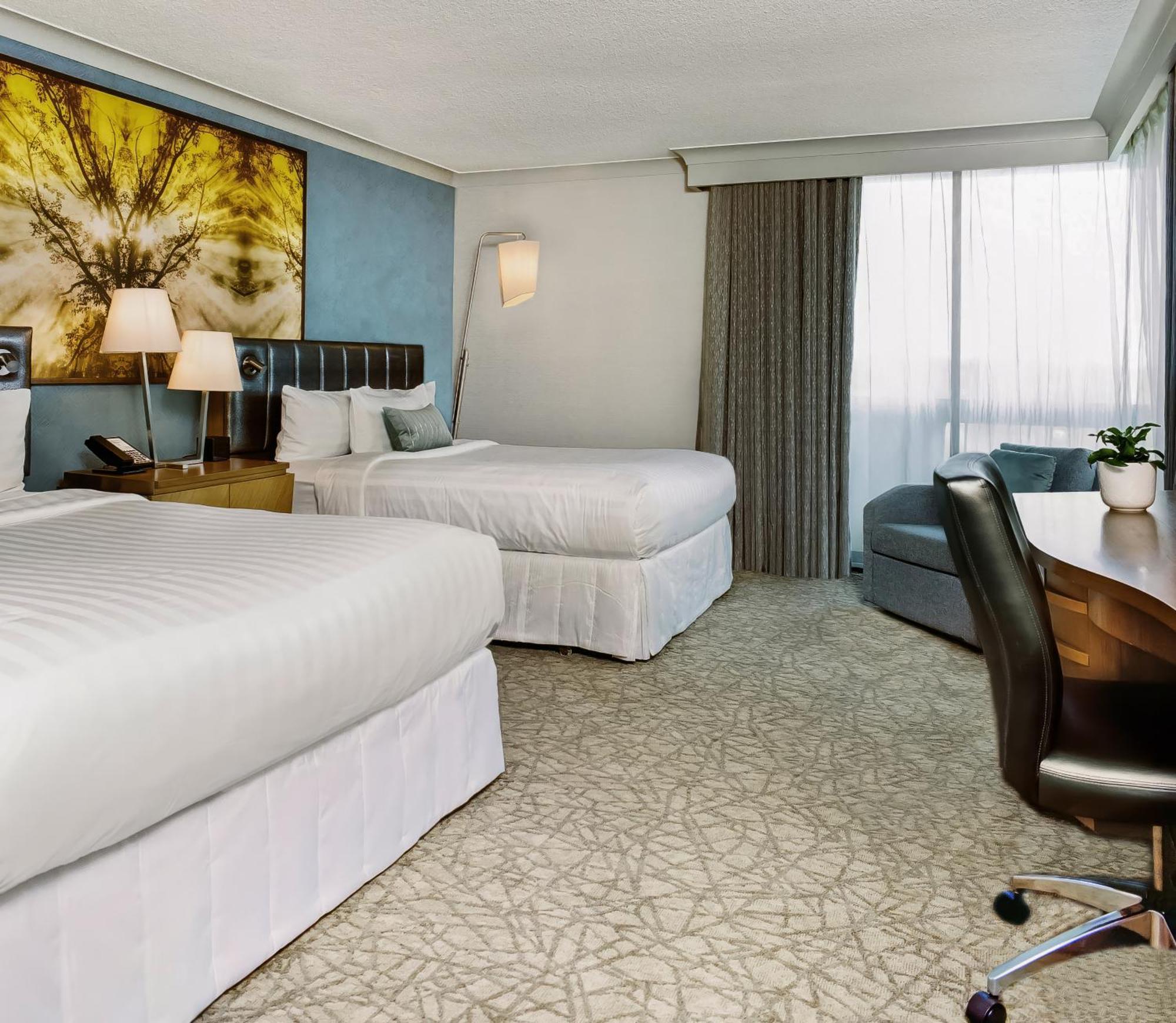 Premium Queen Room with Two Queen Beds, Balcony and Ravine View