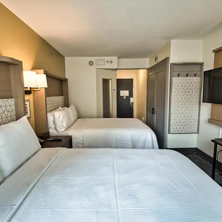 Holiday Inn Toronto Downtown Centre By Ihg-2