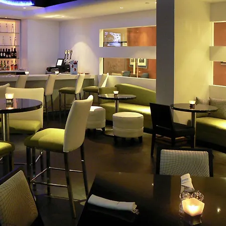 Novotel Toronto North York-3
